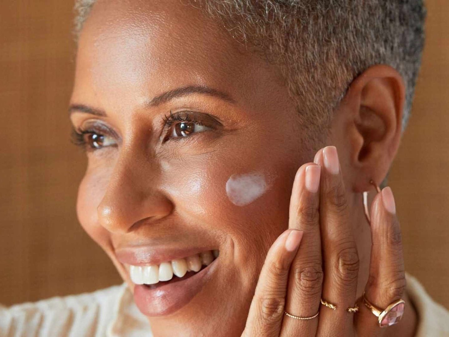 Combat Oxidative Stress With Peptides In Anti Ageing Skincare